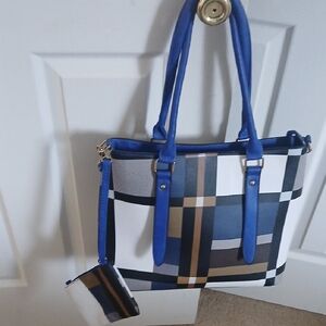 Blue Plaid Pattern Tote Bag with Wristlet